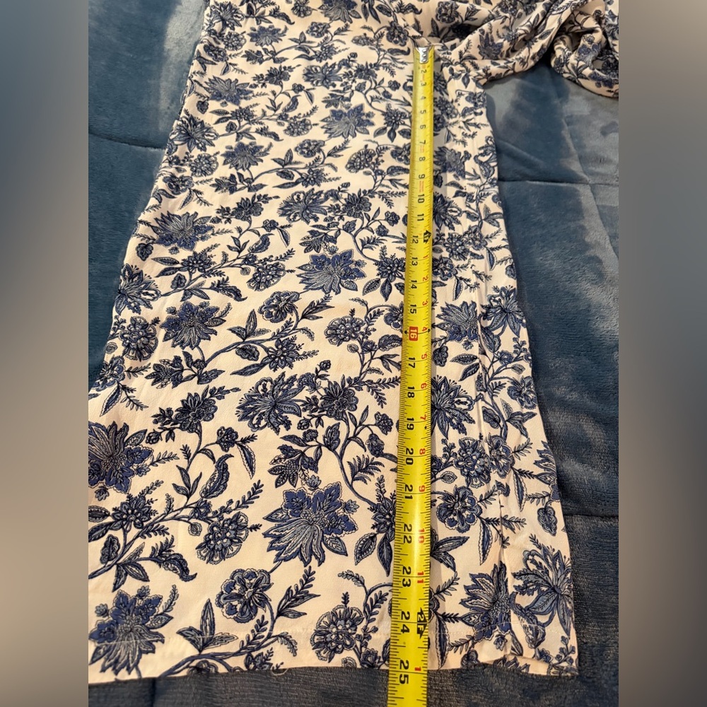 LOFT SLEEVELESS RUFFLE FRONT BLUE & WHITE TRELIS FLORAL JUMPSUIT SIZE 0 - Picture 11 of 12